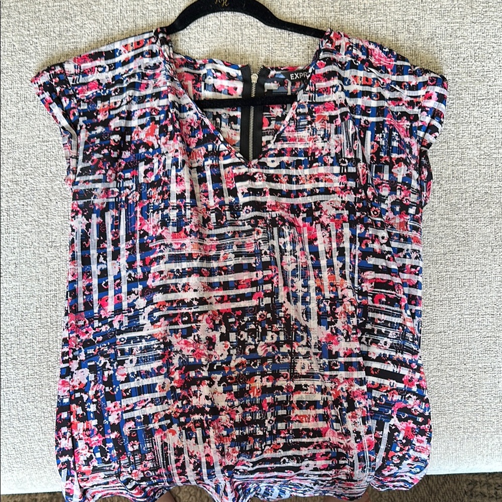 Express Red and White Cap Sleeve Graphic Blouse